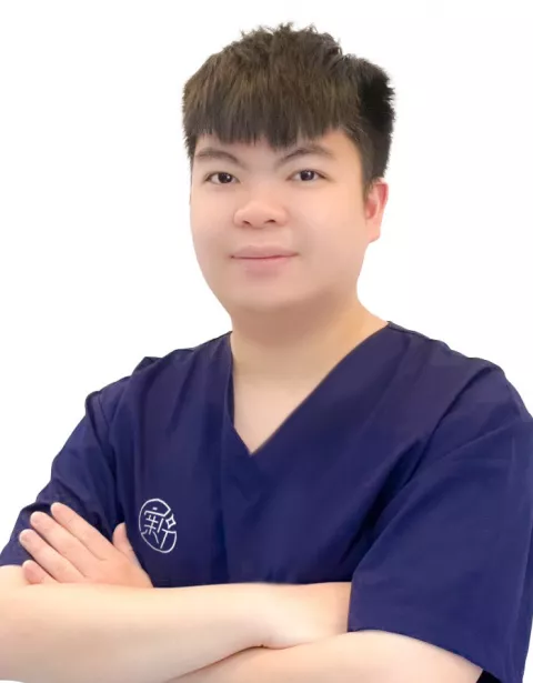 新竹巨城耘新復健科診所-黃子豪